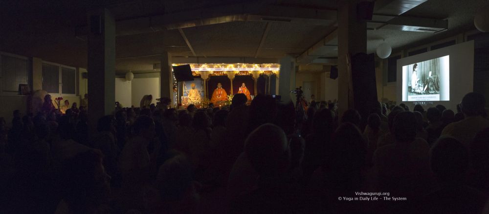 Vienna satsang 01