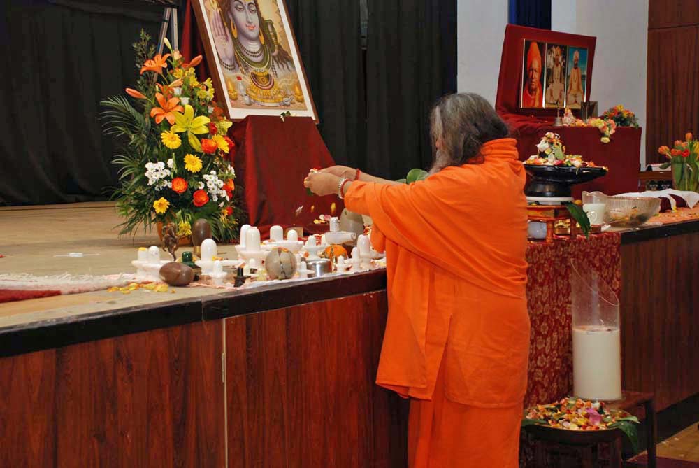 2011-mahashivaratriwien_puja