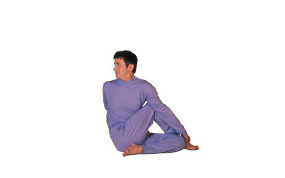 5 – 10 Ardha Matsyendrasana Drehsitz